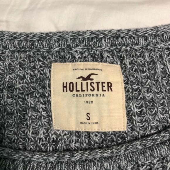 GREY HOLLISTER KNITTED SWEATER - Picture 11 of 11